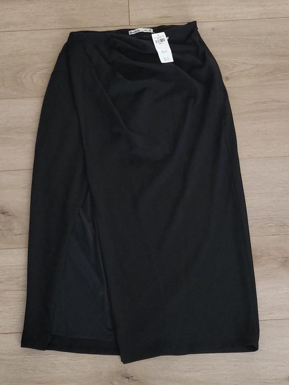 Abercrombie & Fitch Black Draped Midi Skirt